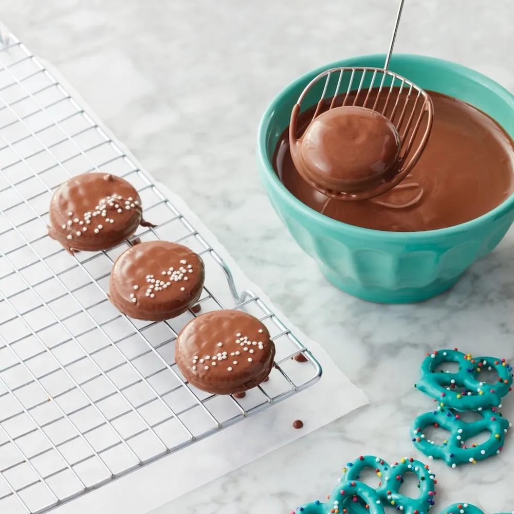 04-0-0584_Wilton_Paramount_Crystals_kristalai_sokoladui_result